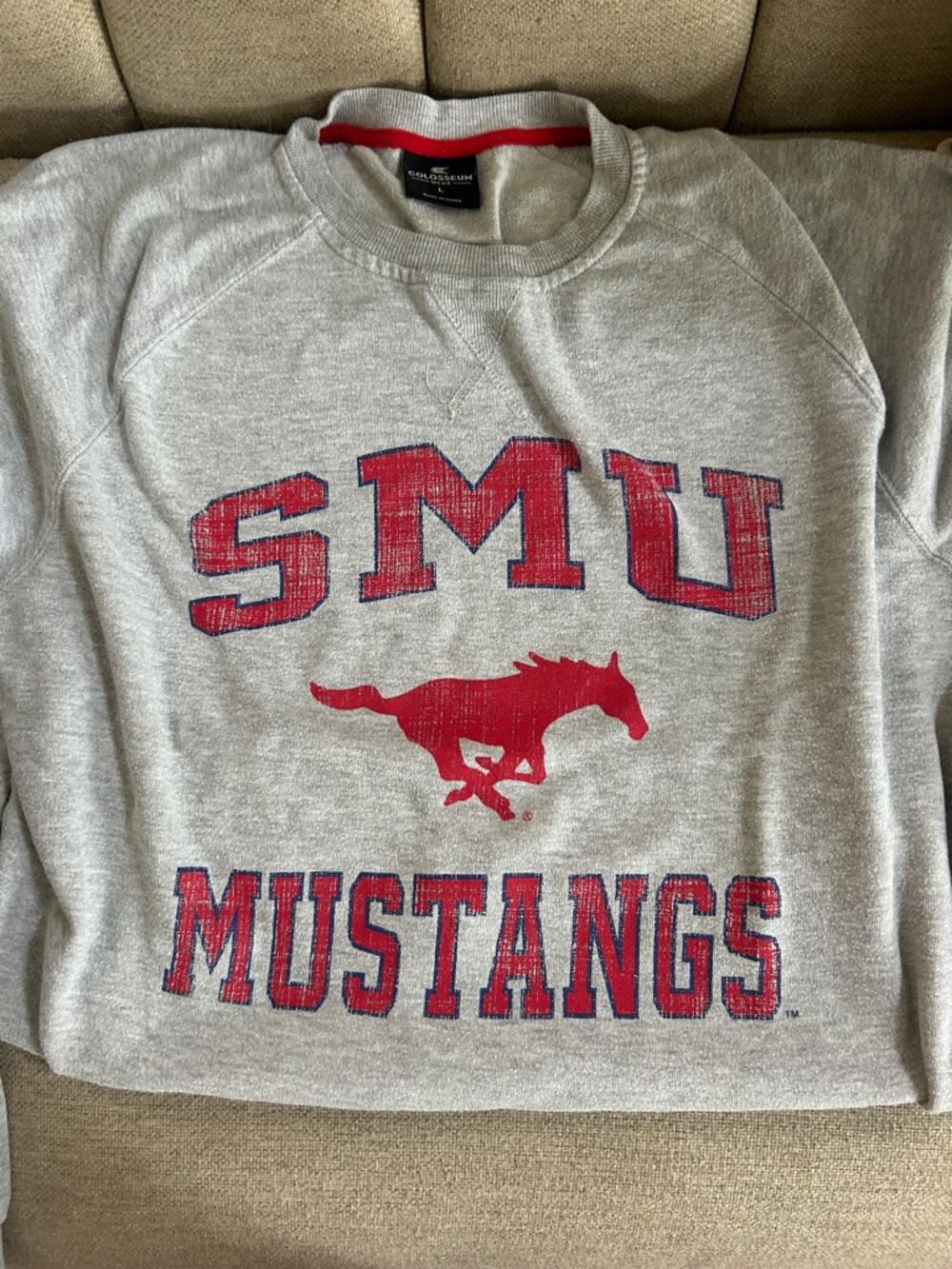 Colosseum Gray Crewneck Sweatshirt with Red SMU Mustangs Graphic